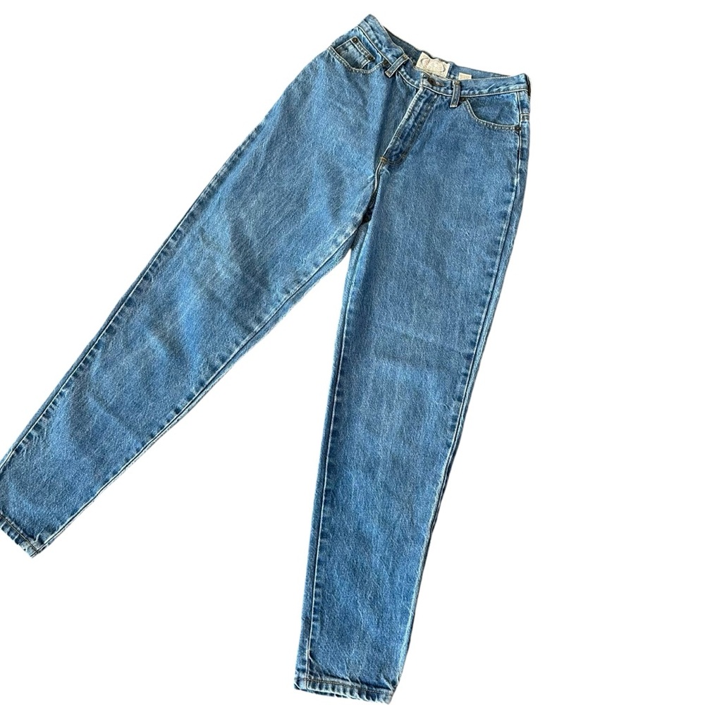 Abercrombie & Fitch High-Rise Blue Mom Jeans